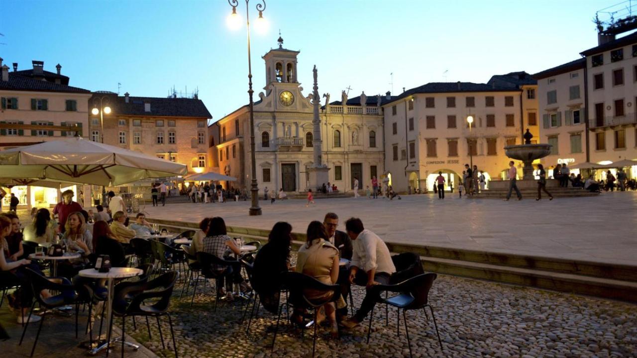 Apartament Moonic By Diva Udine Zewnętrze zdjęcie